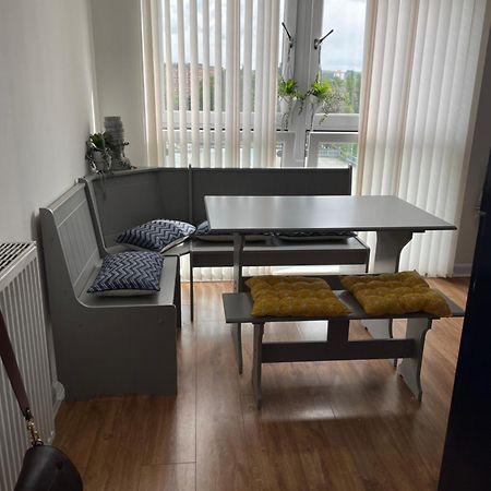 The Paisley Penthouse - Abbey View Apartment Luaran gambar