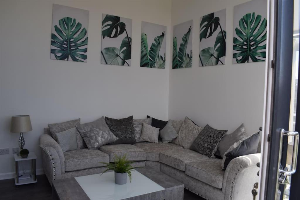 The Paisley Penthouse - Abbey View Apartment Luaran gambar