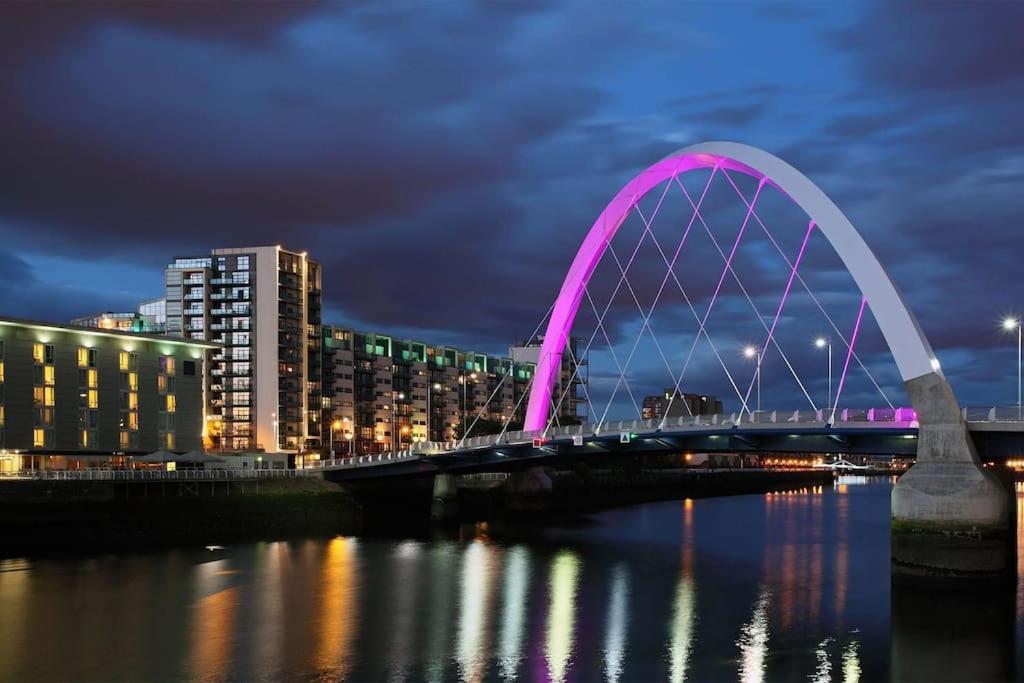 The Paisley Penthouse - Abbey View Apartment Luaran gambar