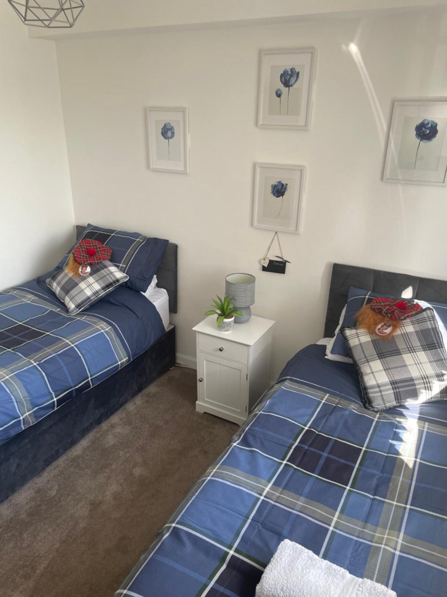 The Paisley Penthouse - Abbey View Apartment Luaran gambar